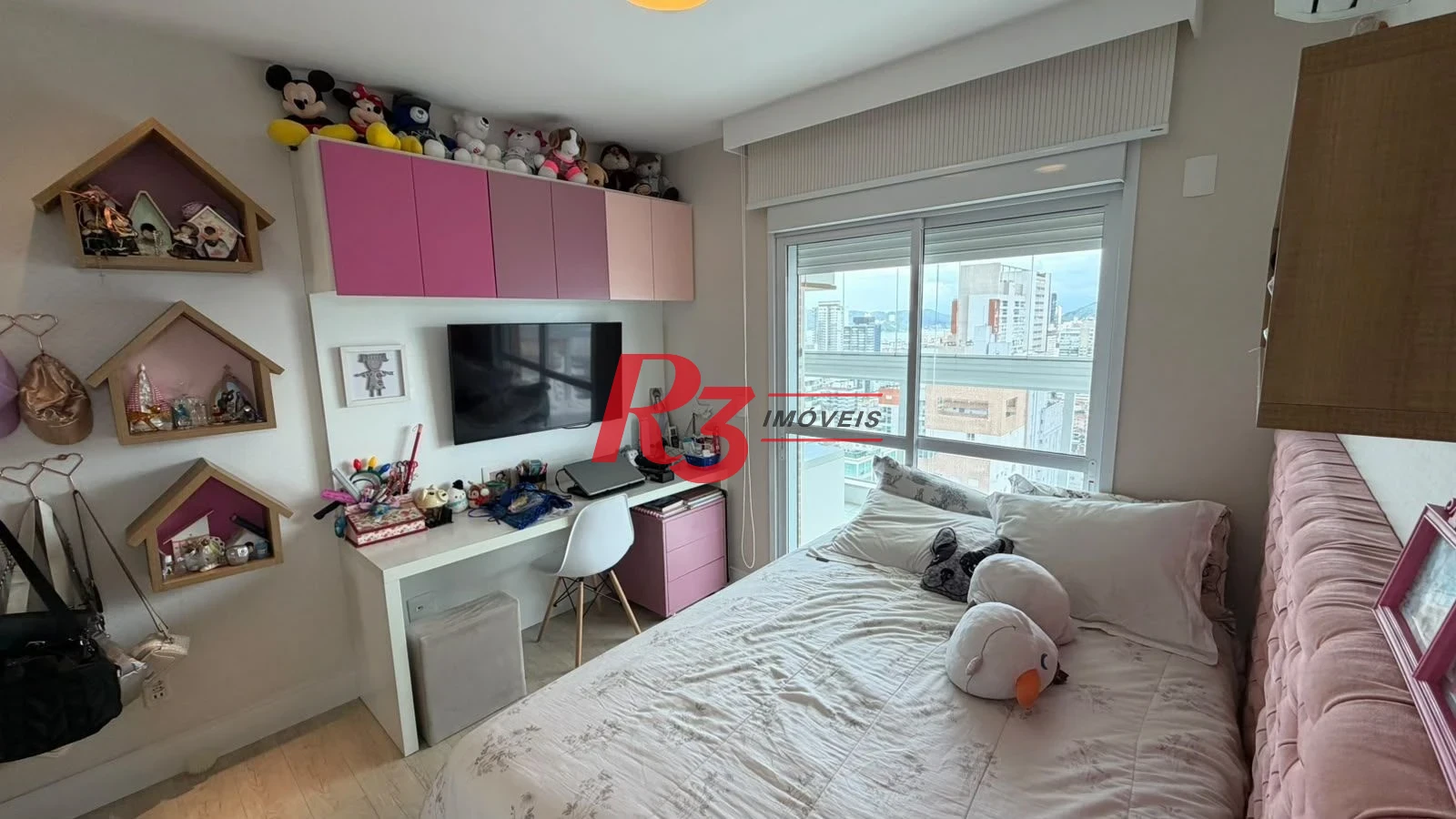 Apartamento com 3 dormitórios à venda, 228 m² por R$ 3.800.000,00 - Gonzaga - Santos/SP