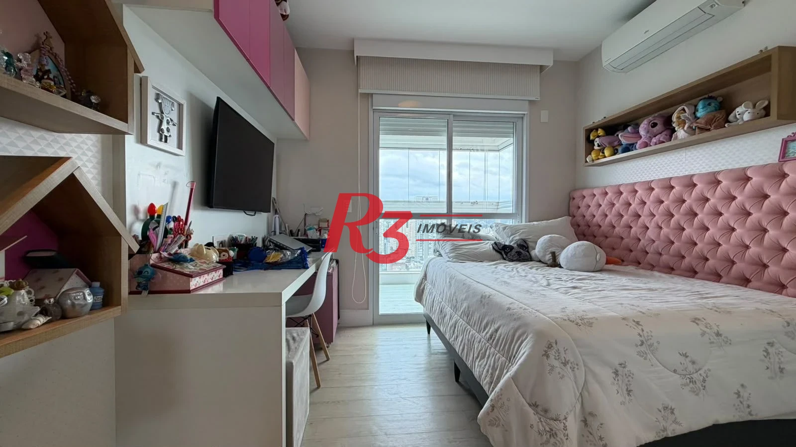 Apartamento com 3 dormitórios à venda, 228 m² por R$ 3.800.000,00 - Gonzaga - Santos/SP