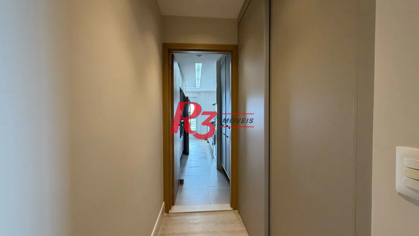 Apartamento com 3 dormitórios à venda, 228 m² por R$ 3.800.000,00 - Gonzaga - Santos/SP