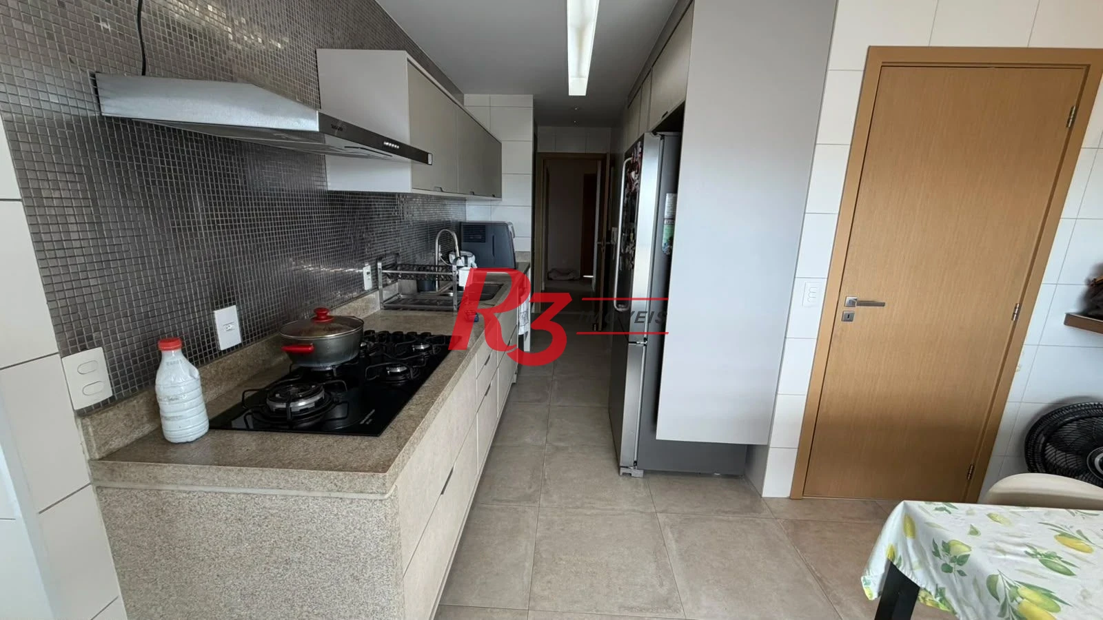 Apartamento com 3 dormitórios à venda, 228 m² por R$ 3.800.000,00 - Gonzaga - Santos/SP