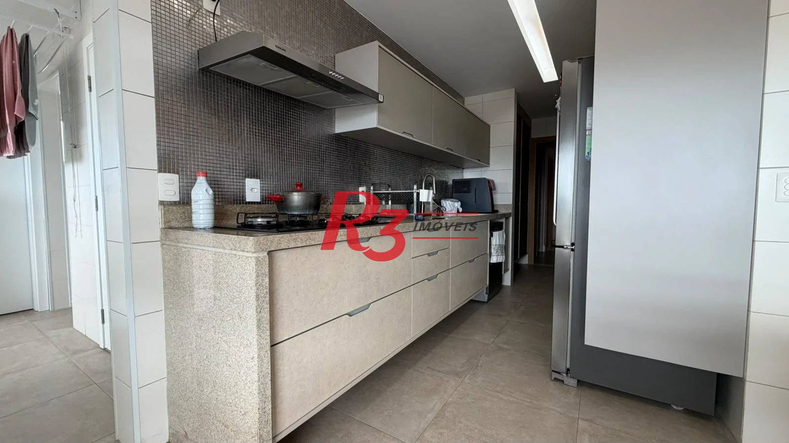 Apartamento com 3 dormitórios à venda, 228 m² por R$ 3.800.000,00 - Gonzaga - Santos/SP