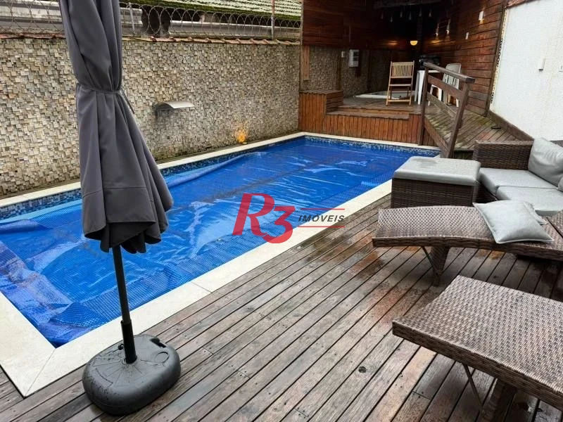 Casa com 4 dormitórios para alugar, 350 m² por R$ 9.800,00/mês - Embaré - Santos/SP
