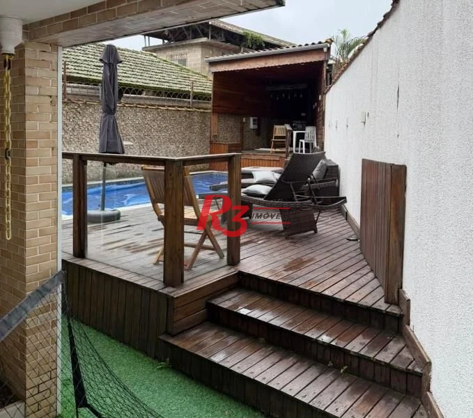 Casa com 4 dormitórios para alugar, 350 m² por R$ 9.800,00/mês - Embaré - Santos/SP
