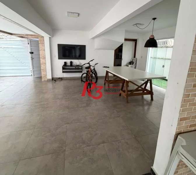 Casa com 4 dormitórios para alugar, 350 m² por R$ 9.800,00/mês - Embaré - Santos/SP