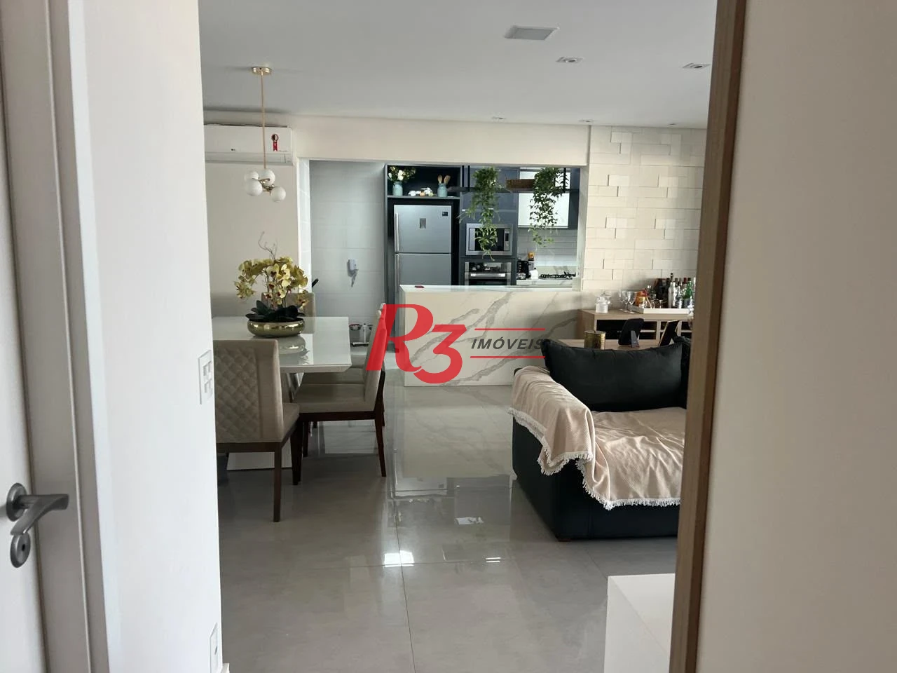 Apartamento com 3 dormitórios à venda, 143 m² por R$ 2.680.000,00 - Boqueirão - Santos/SP