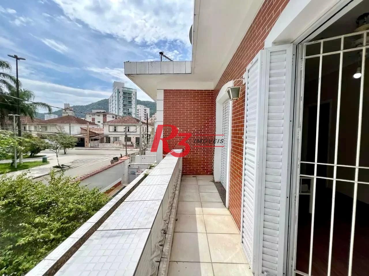 Casa com 4 dormitórios à venda, 334 m² por R$ 1.900.000,00 - Vila Belmiro - Santos/SP