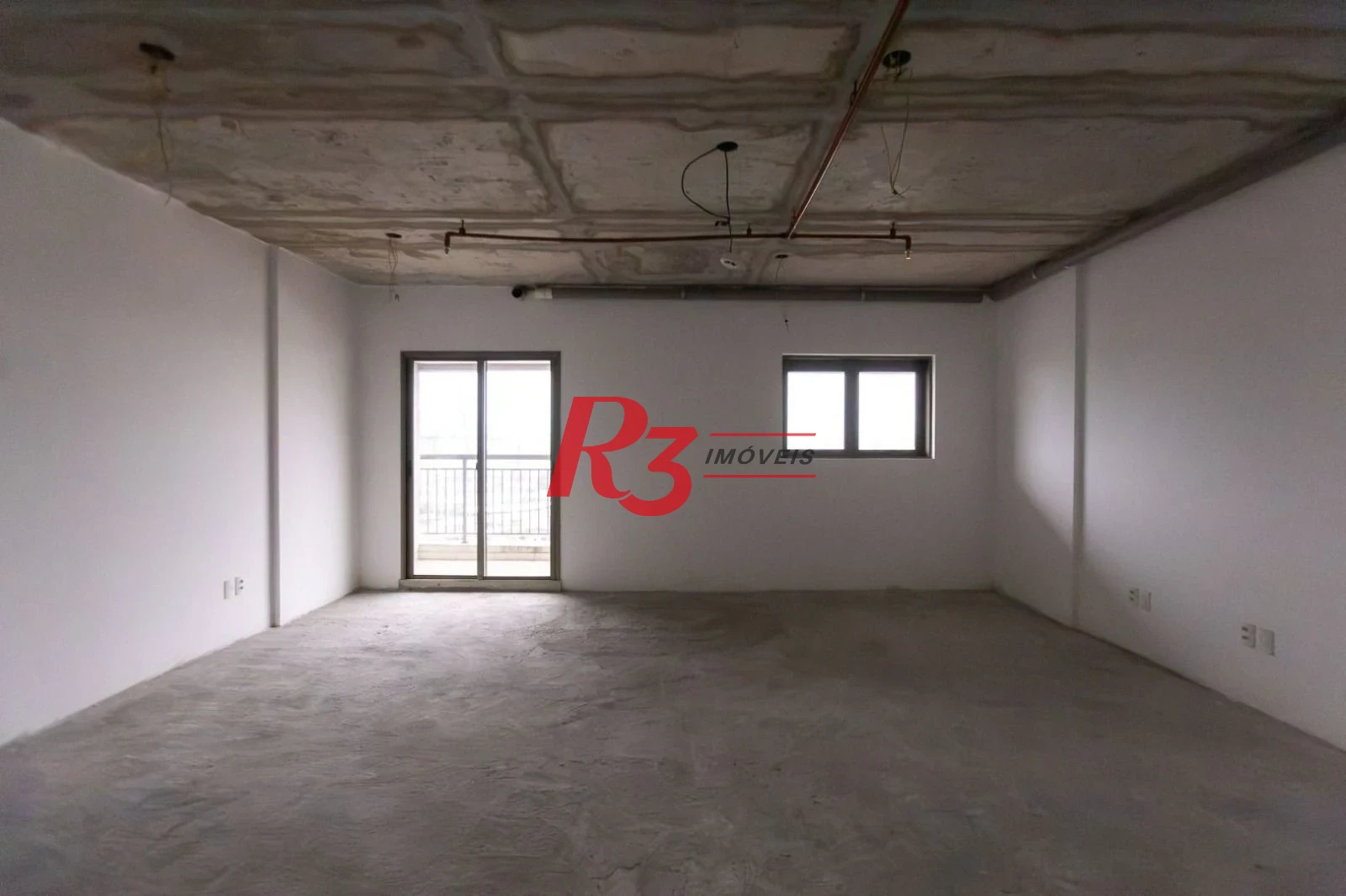 Sala à venda, 44 m² por R$ 300.000,00 - Valongo - Santos/SP