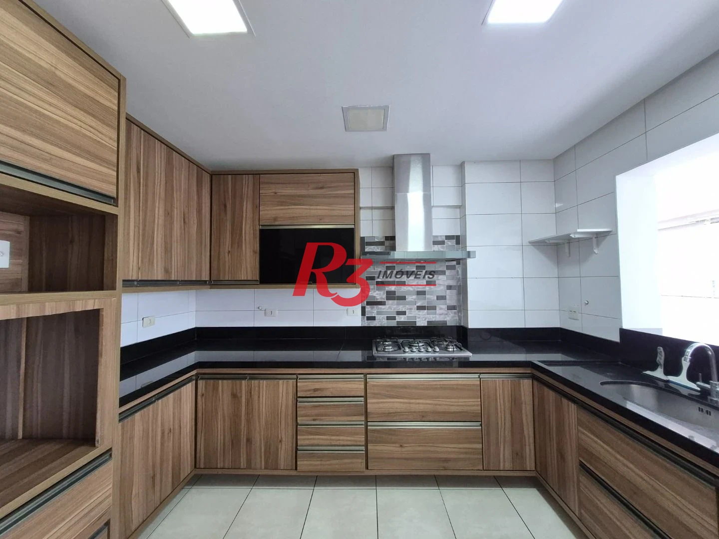 Apartamento com 3 dormitórios à venda, 207 m² por R$ 3.750.000,00 - Gonzaga - Santos/SP