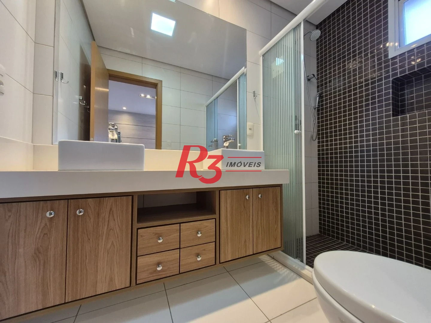 Apartamento com 3 dormitórios à venda, 207 m² por R$ 3.750.000,00 - Gonzaga - Santos/SP