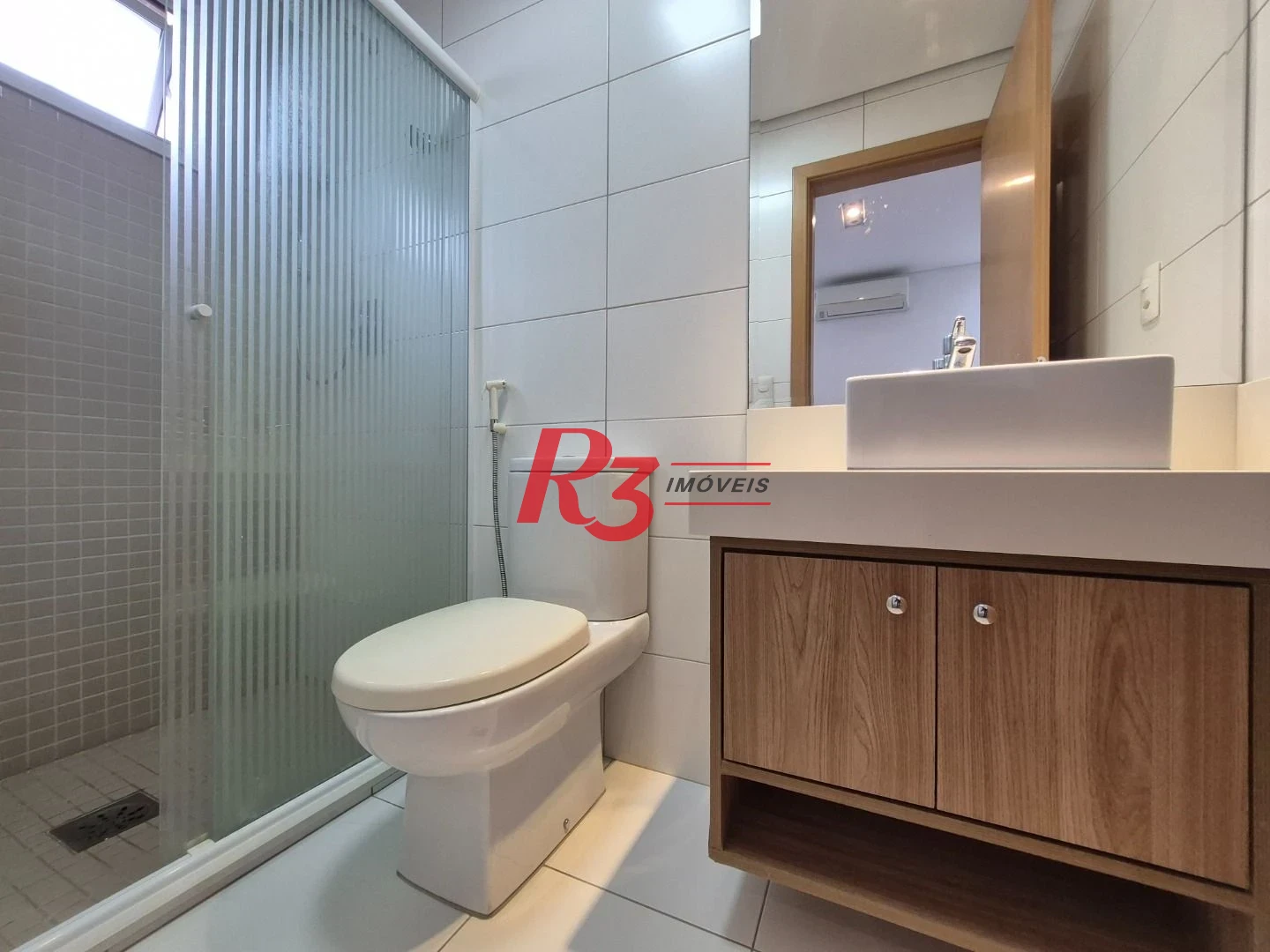 Apartamento com 3 dormitórios à venda, 207 m² por R$ 3.750.000,00 - Gonzaga - Santos/SP