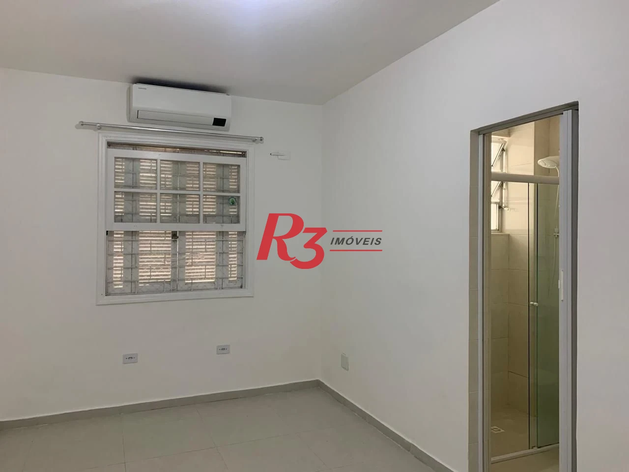 Apartamento com 2 dormitórios à venda, 75 m² por R$ 530.000,00 - Boqueirão - Santos/SP