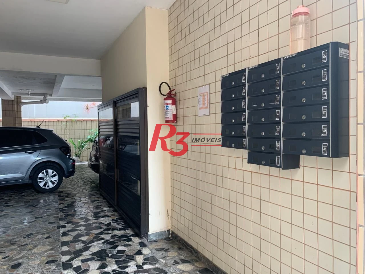 Apartamento com 2 dormitórios à venda, 75 m² por R$ 530.000,00 - Boqueirão - Santos/SP