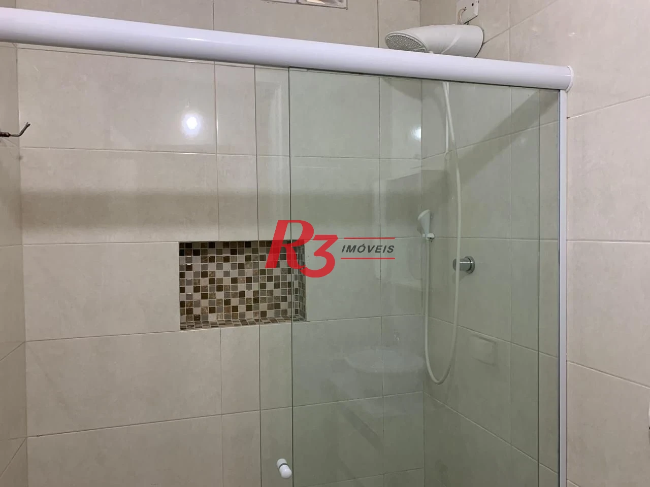 Apartamento com 2 dormitórios à venda, 75 m² por R$ 530.000,00 - Boqueirão - Santos/SP