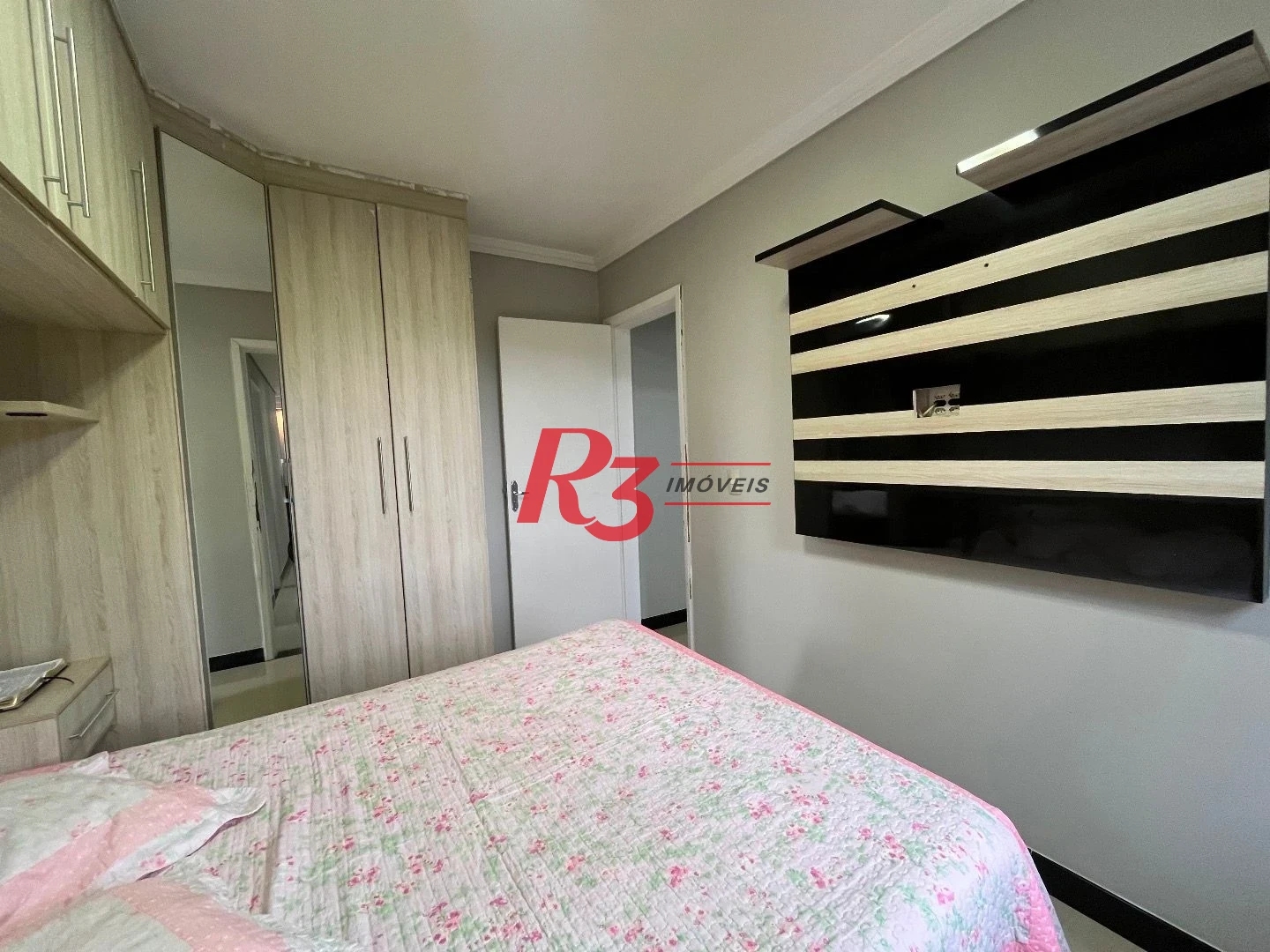 Apartamento com 2 dormitórios à venda, 58 m² por R$ 340.000,00 - Morro Nova Cintra - Santos/SP