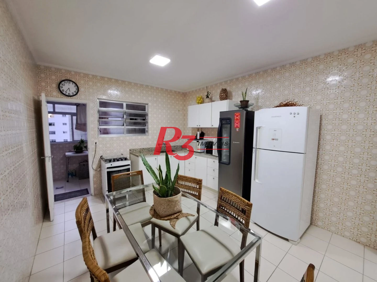 Apartamento com 2 dormitórios à venda, 115 m² por R$ 885.000,00 - Boqueirão - Santos/SP