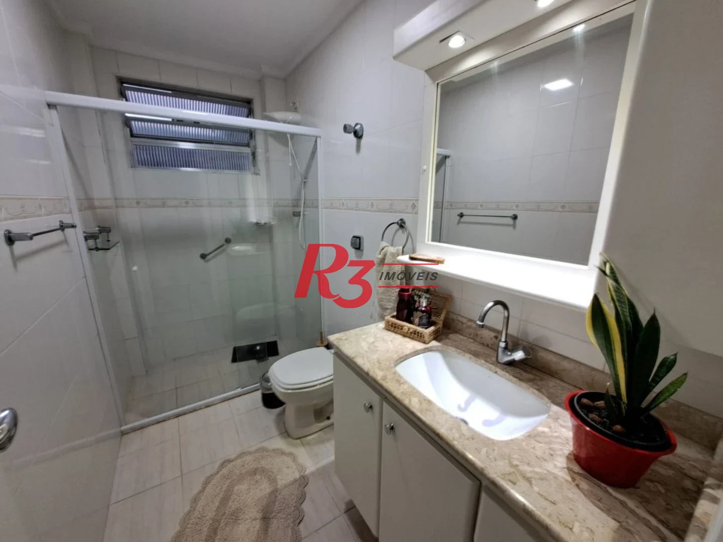 Apartamento com 2 dormitórios à venda, 115 m² por R$ 885.000,00 - Boqueirão - Santos/SP