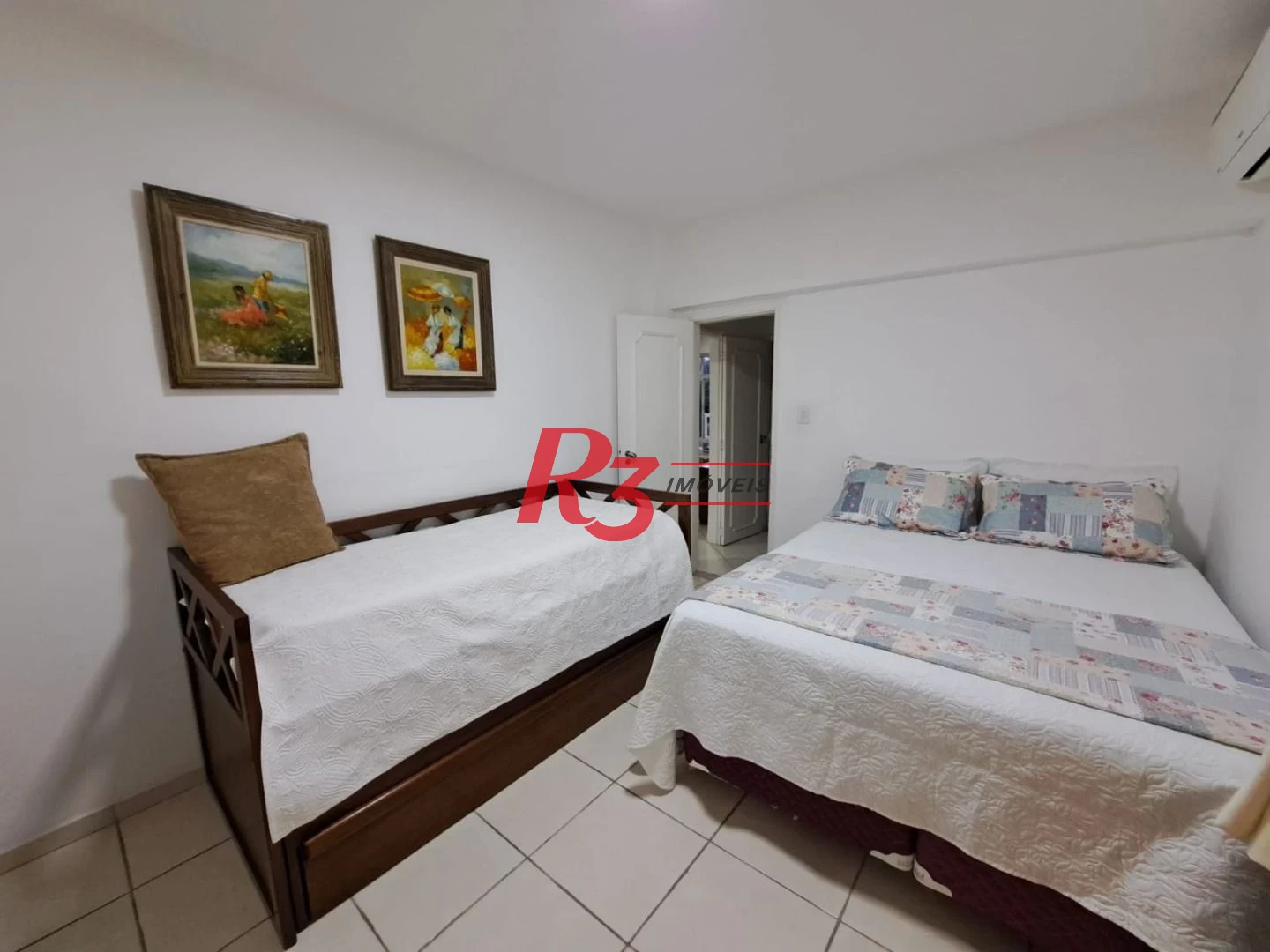 Apartamento com 2 dormitórios à venda, 115 m² por R$ 885.000,00 - Boqueirão - Santos/SP