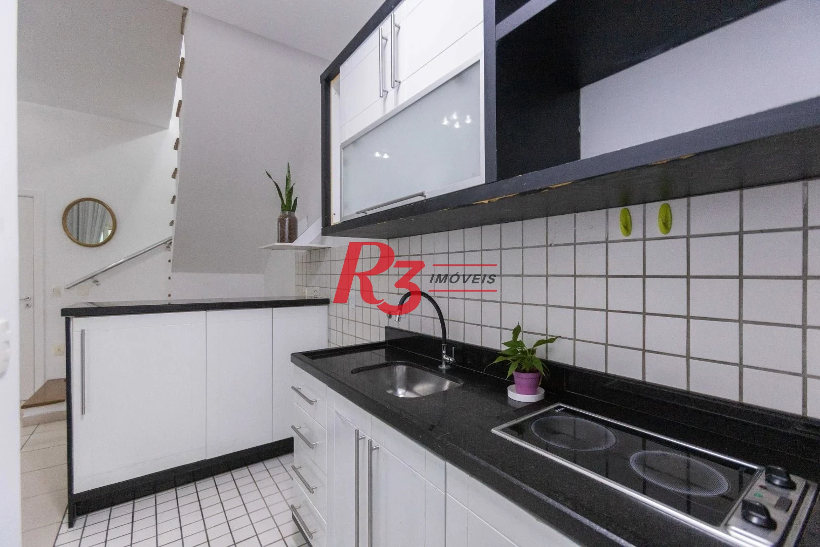 Apartamento com 1 dormitório para alugar, 60 m² por R$ 5.200,00/mês - Gonzaga - Santos/SP