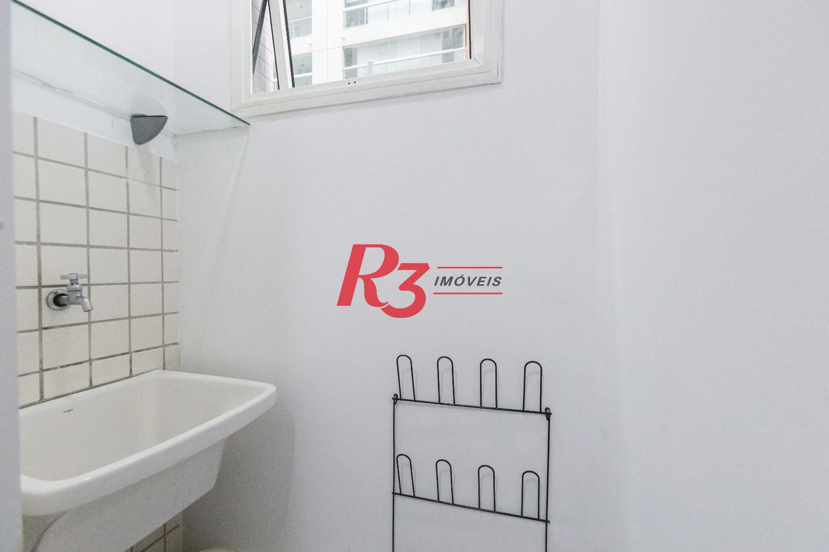Apartamento com 1 dormitório para alugar, 60 m² por R$ 5.200,00/mês - Gonzaga - Santos/SP