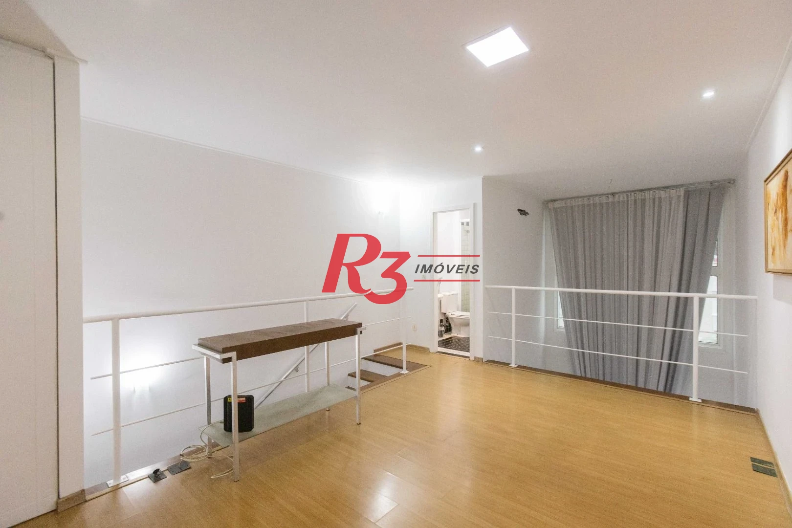 Apartamento com 1 dormitório para alugar, 60 m² por R$ 5.200,00/mês - Gonzaga - Santos/SP