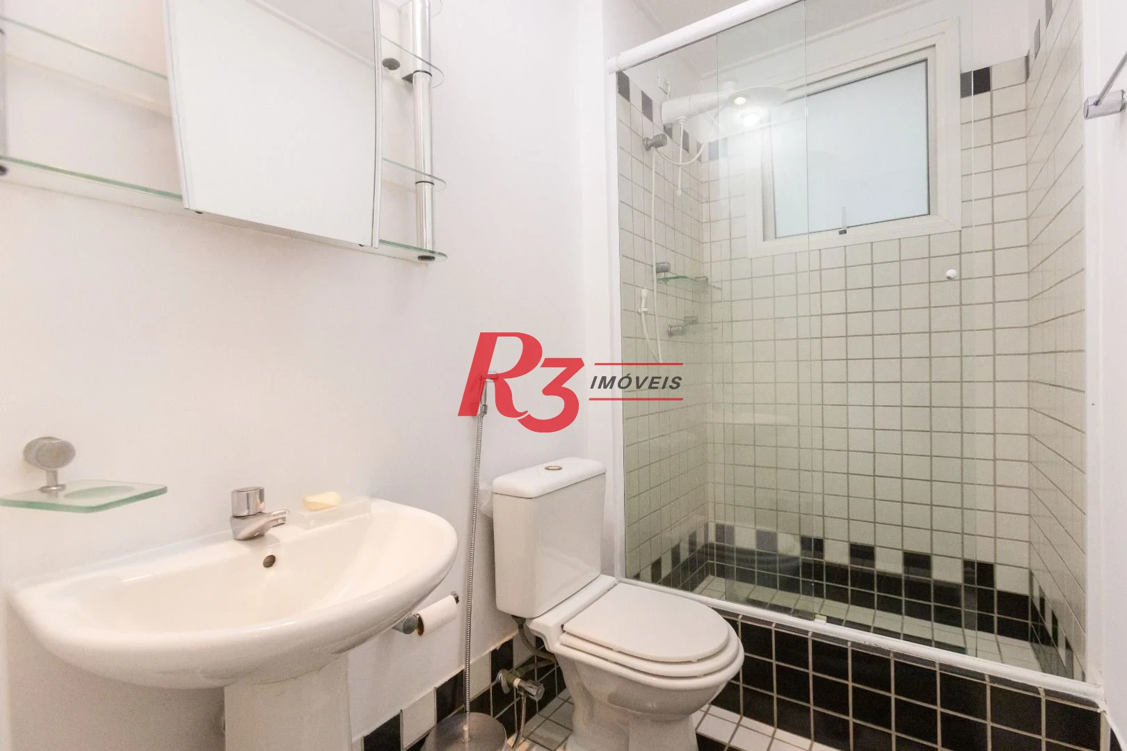 Apartamento com 1 dormitório para alugar, 60 m² por R$ 5.200,00/mês - Gonzaga - Santos/SP