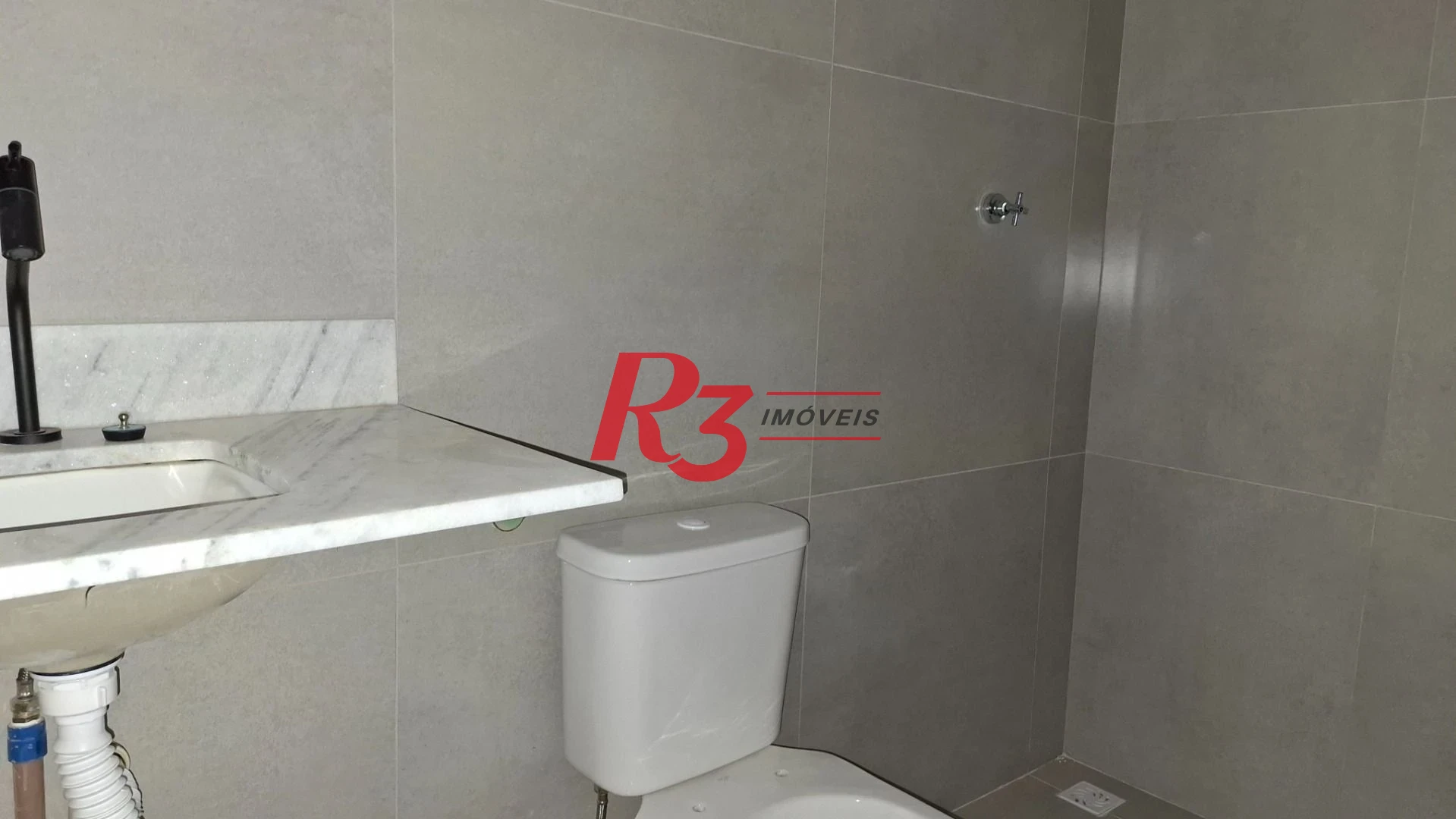 Apartamento com 2 dormitórios à venda, 59 m² por R$ 575.000,00 - Macuco - Santos/SP