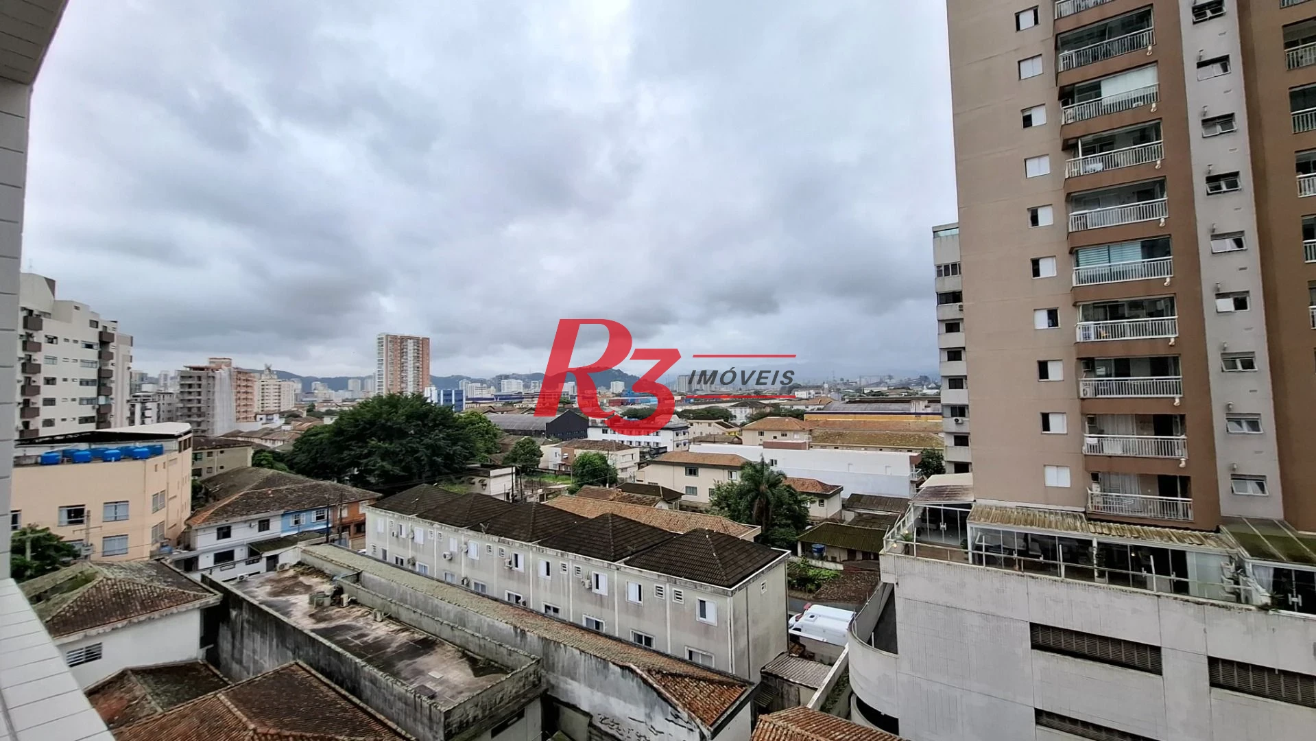 Apartamento com 2 dormitórios à venda, 59 m² por R$ 575.000,00 - Macuco - Santos/SP