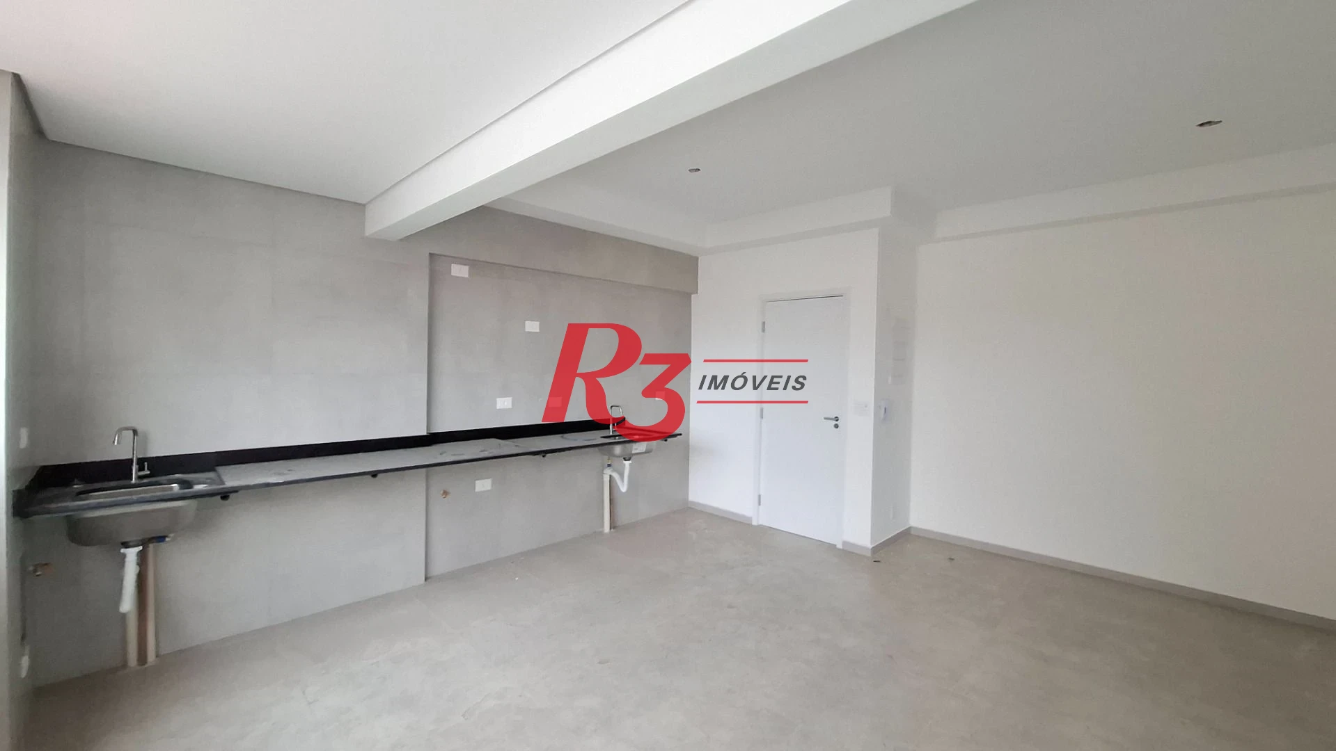 Apartamento com 2 dormitórios à venda, 59 m² por R$ 575.000,00 - Macuco - Santos/SP