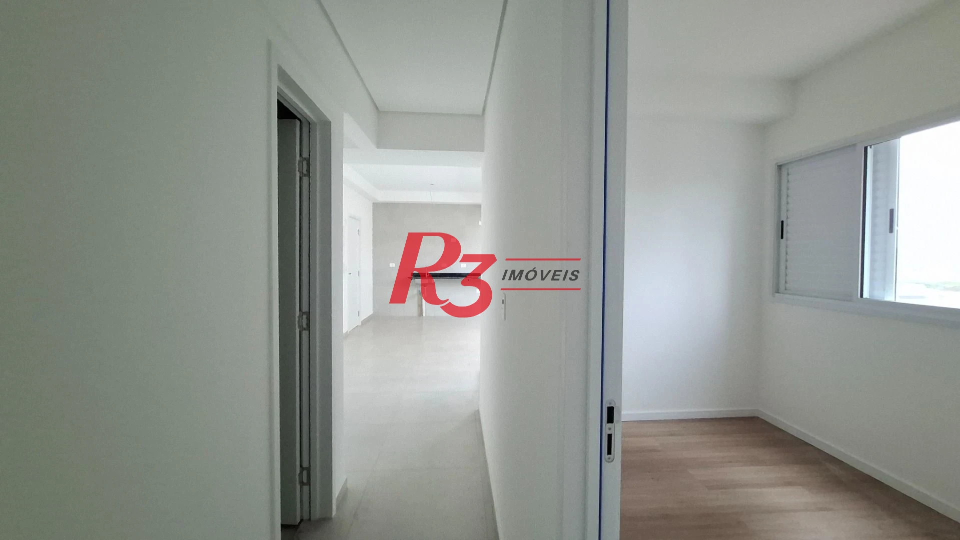 Apartamento com 2 dormitórios à venda, 59 m² por R$ 550.000,00 - Macuco - Santos/SP