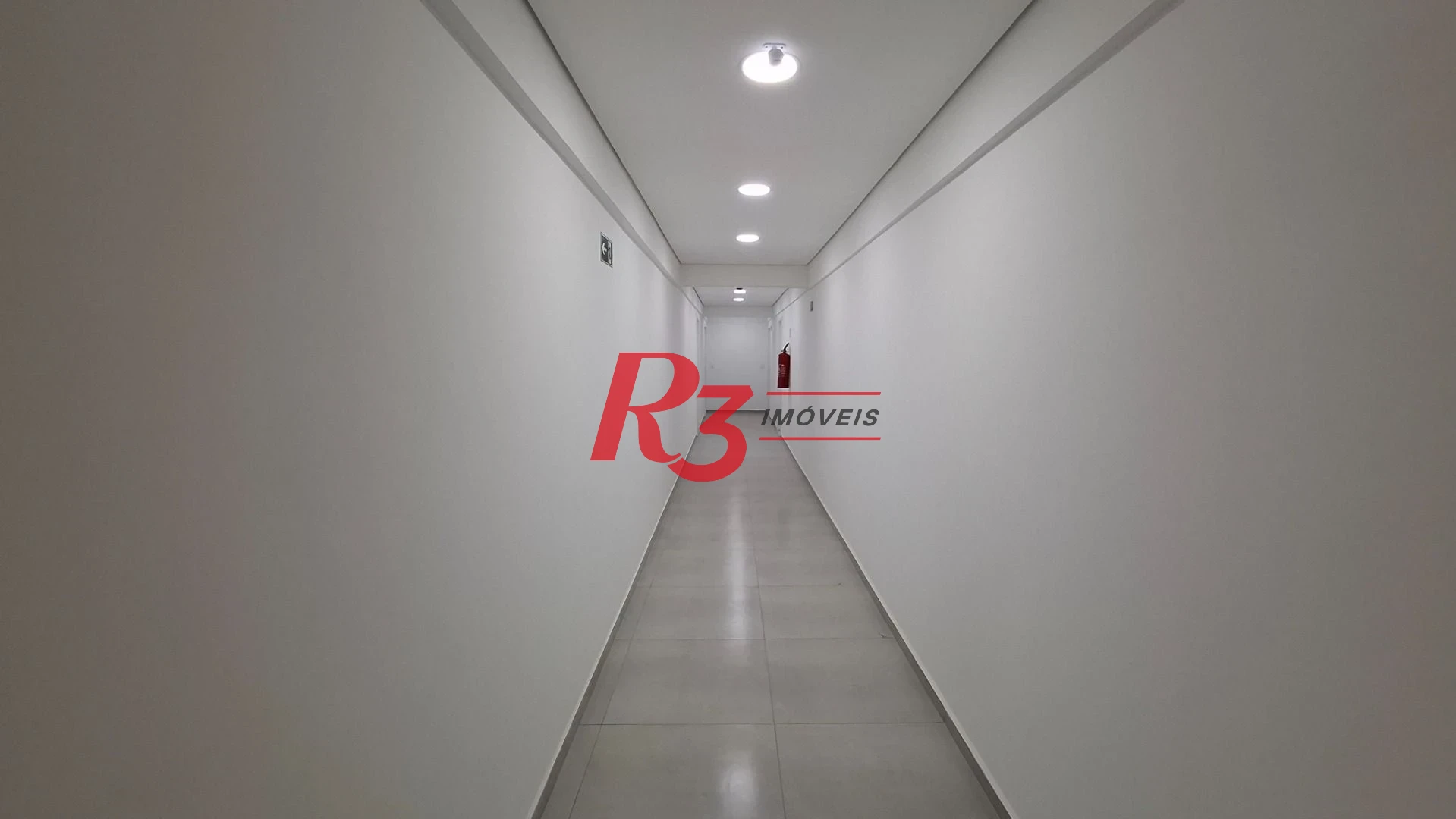 Apartamento com 2 dormitórios à venda, 59 m² por R$ 550.000,00 - Macuco - Santos/SP