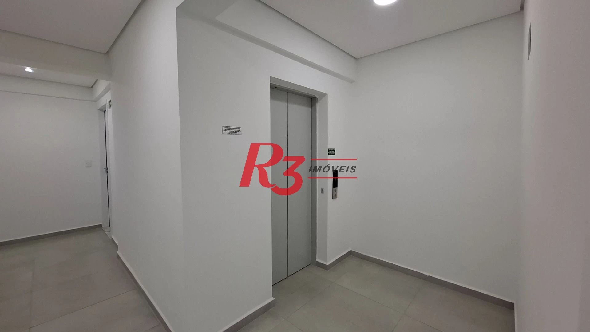 Apartamento com 2 dormitórios à venda, 59 m² por R$ 550.000,00 - Macuco - Santos/SP