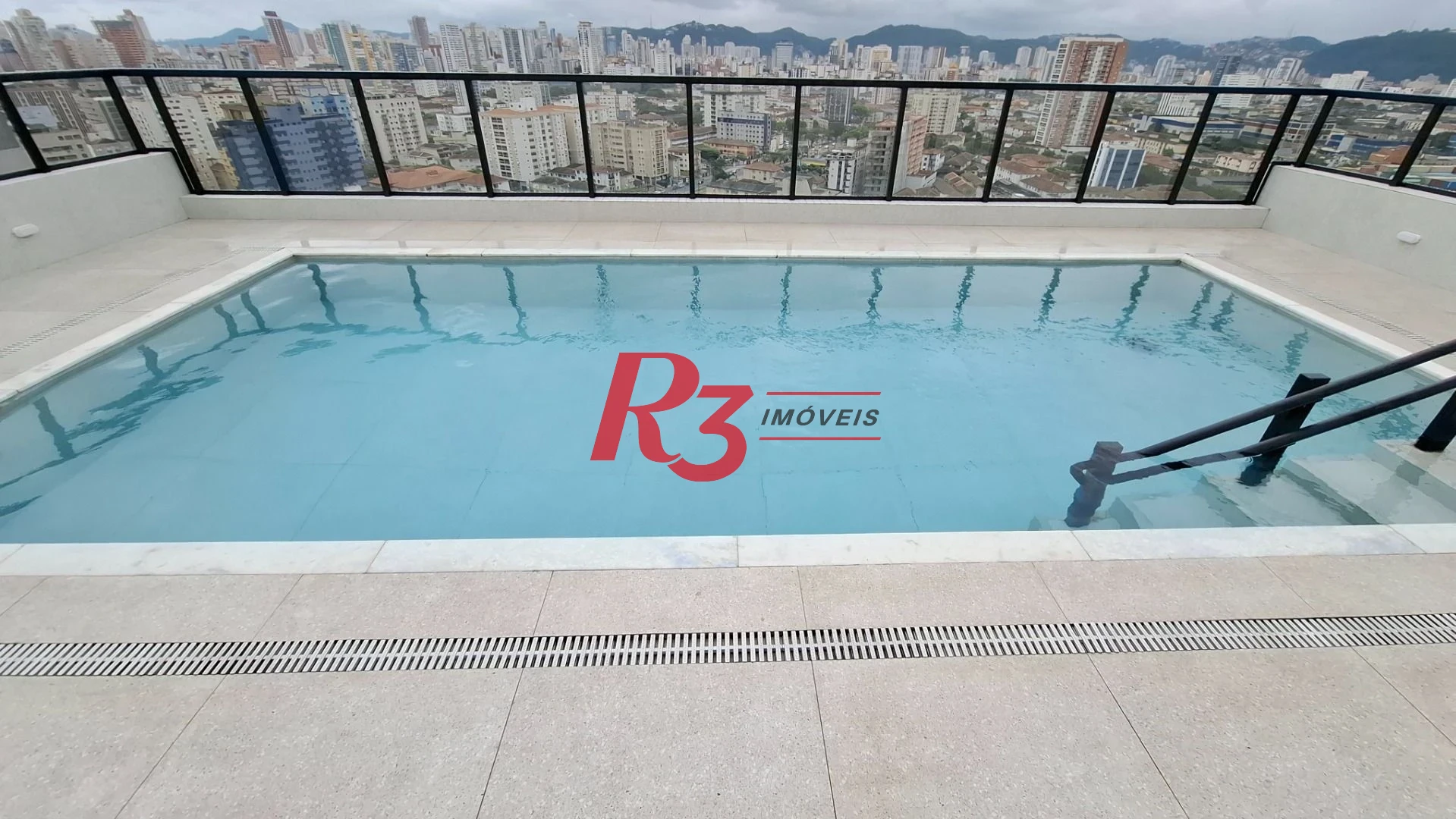 Apartamento com 2 dormitórios à venda, 59 m² por R$ 550.000,00 - Macuco - Santos/SP