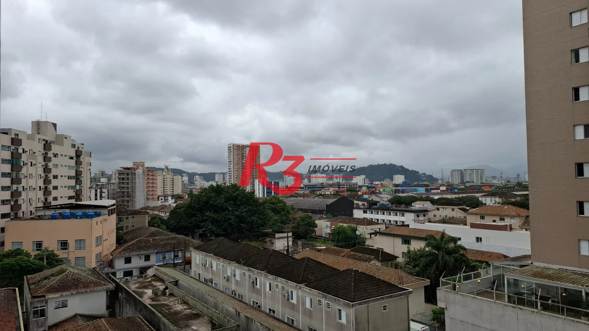 Apartamento com 2 dormitórios à venda, 59 m² por R$ 550.000,00 - Macuco - Santos/SP