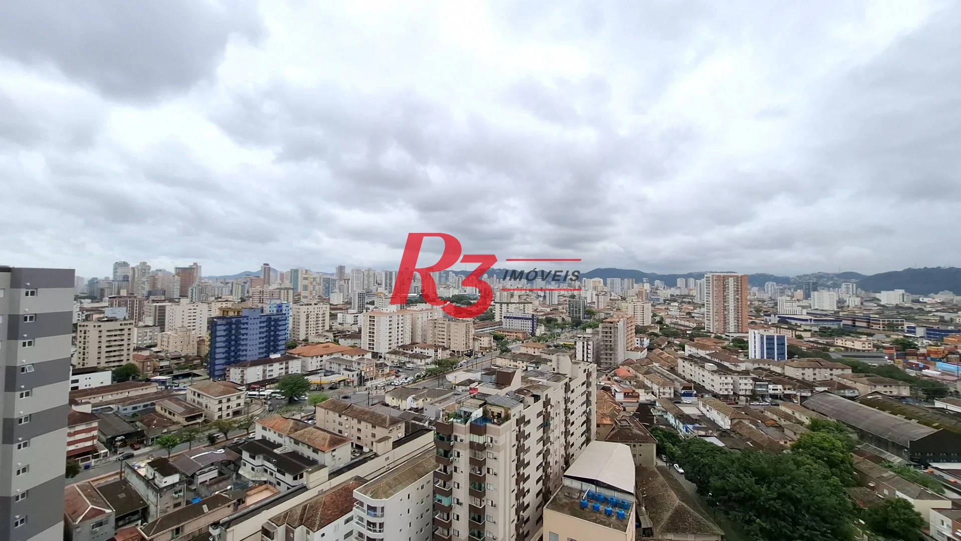 Apartamento com 2 dormitórios à venda, 59 m² por R$ 550.000,00 - Macuco - Santos/SP