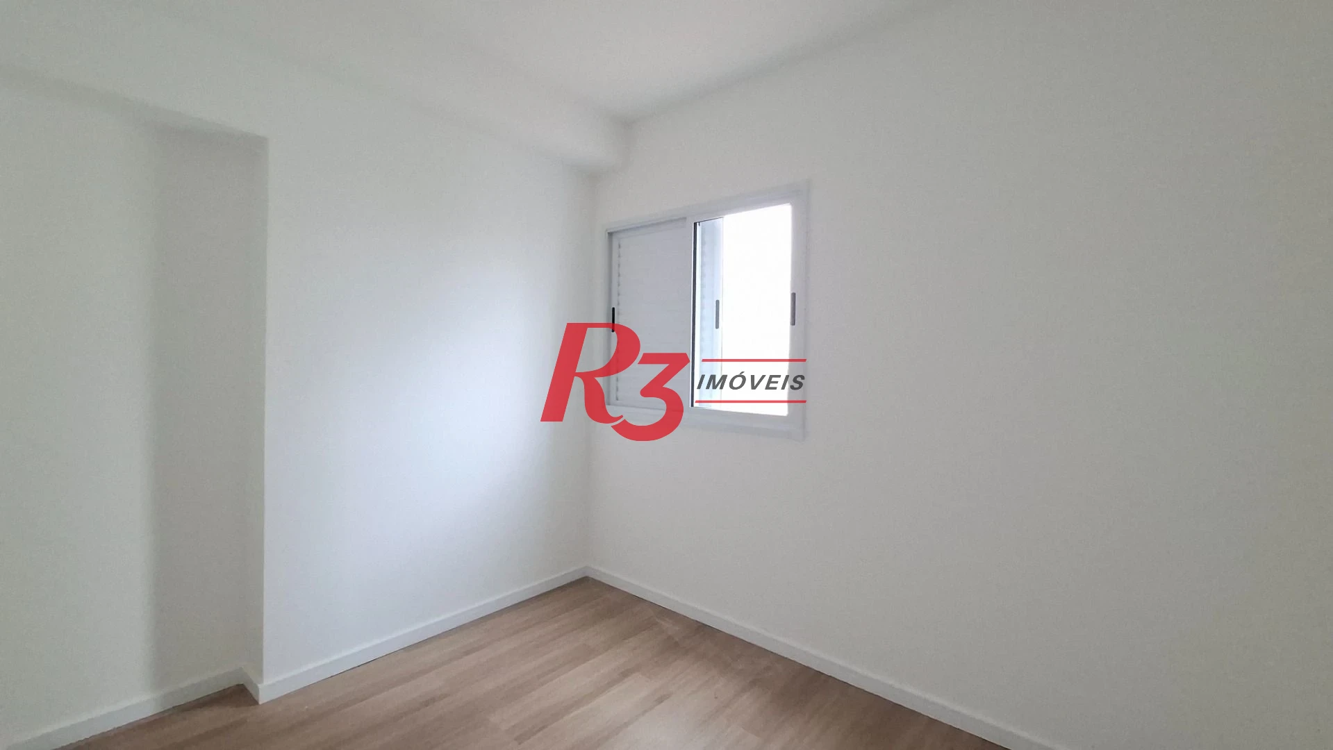 Apartamento com 2 dormitórios à venda, 59 m² por R$ 550.000,00 - Macuco - Santos/SP