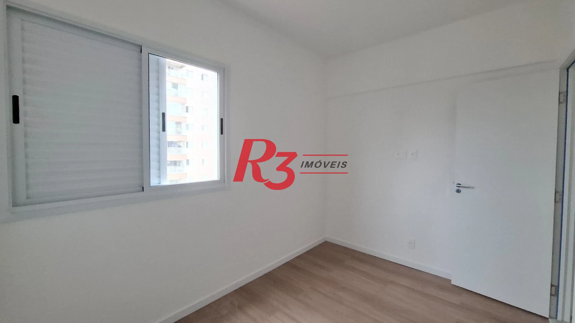 Apartamento com 2 dormitórios à venda, 59 m² por R$ 550.000,00 - Macuco - Santos/SP