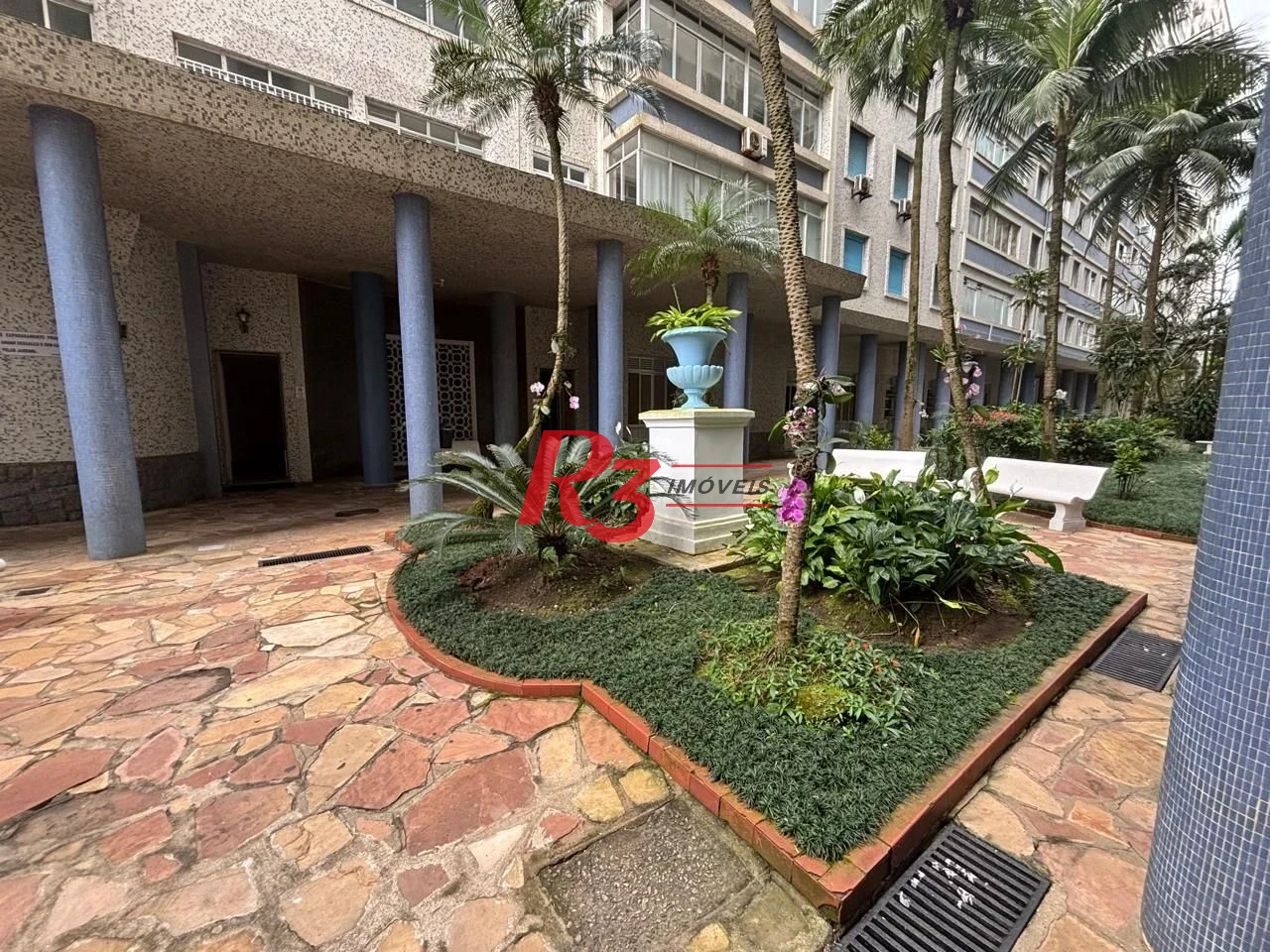 Apartamento com 1 dormitório à venda, 57 m² por R$ 368.000,00 - Aparecida - Santos/SP