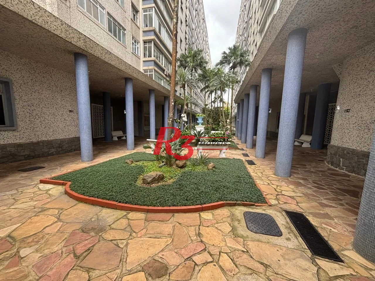 Apartamento com 1 dormitório à venda, 57 m² por R$ 368.000,00 - Aparecida - Santos/SP