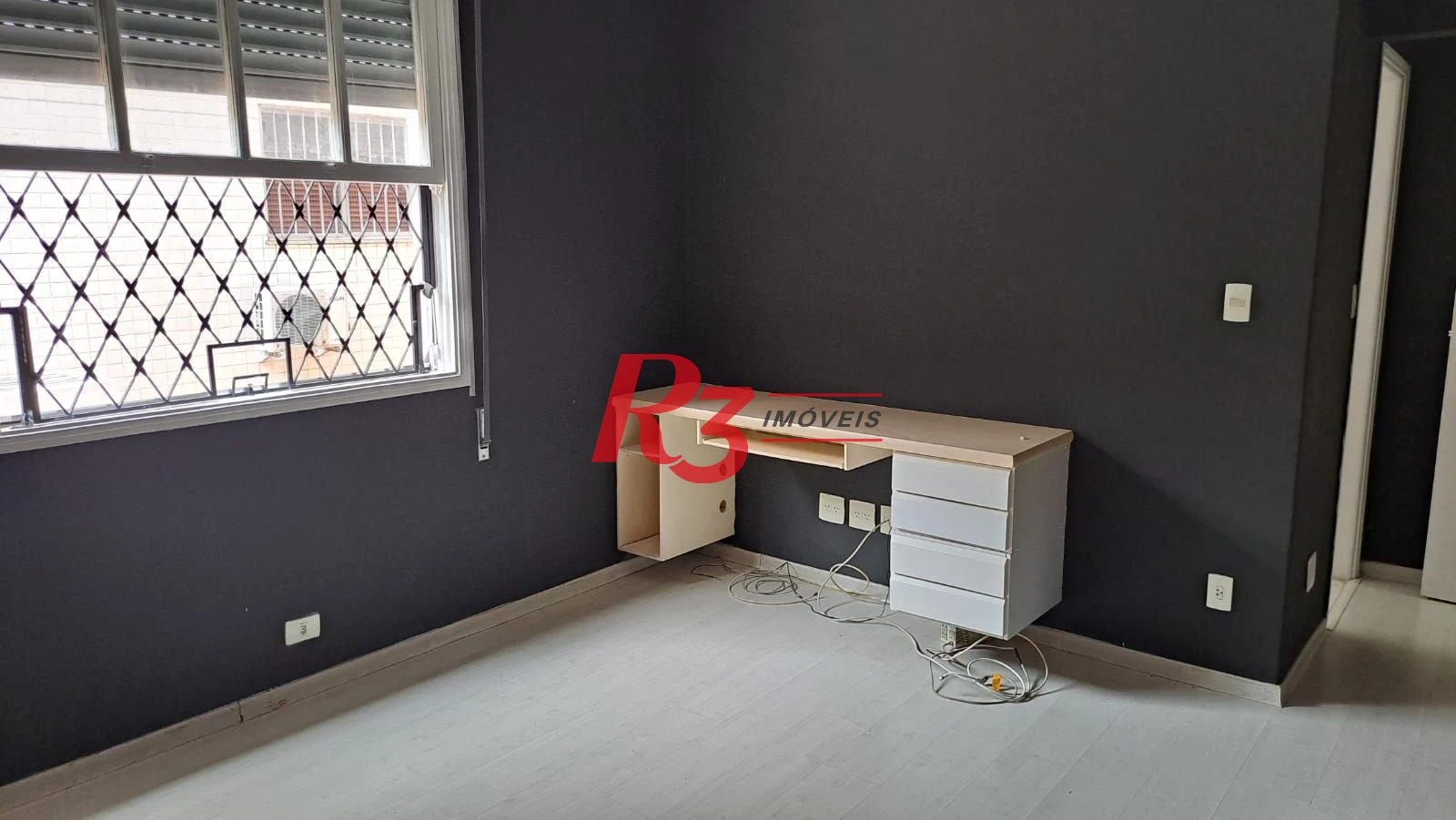 Apartamento com 2 dormitórios à venda, 98 m² por R$ 600.000,00 - Gonzaga - Santos/SP