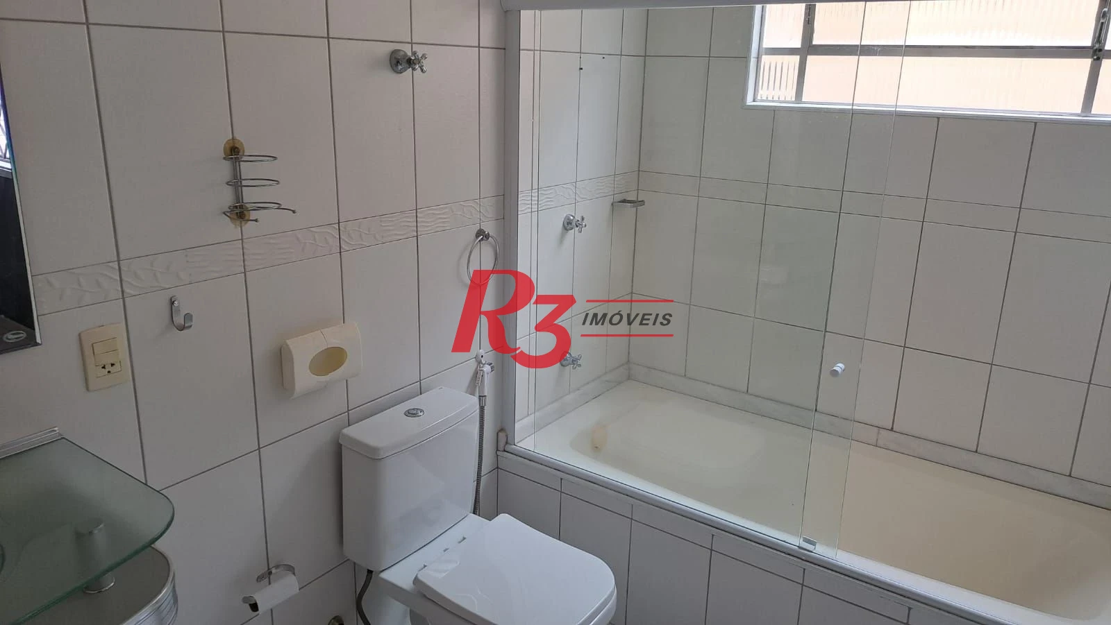 Apartamento com 2 dormitórios à venda, 98 m² por R$ 600.000,00 - Gonzaga - Santos/SP