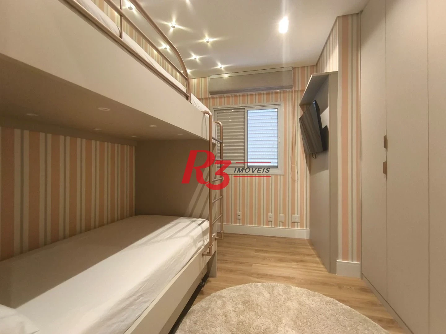 Apartamento com 3 dormitórios à venda, 99 m² por R$ 2.650.000,00 - Gonzaga - Santos/SP