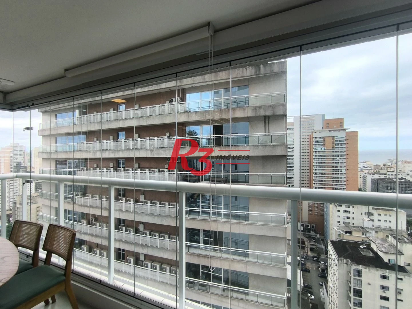 Apartamento com 3 dormitórios à venda, 99 m² por R$ 2.650.000,00 - Gonzaga - Santos/SP