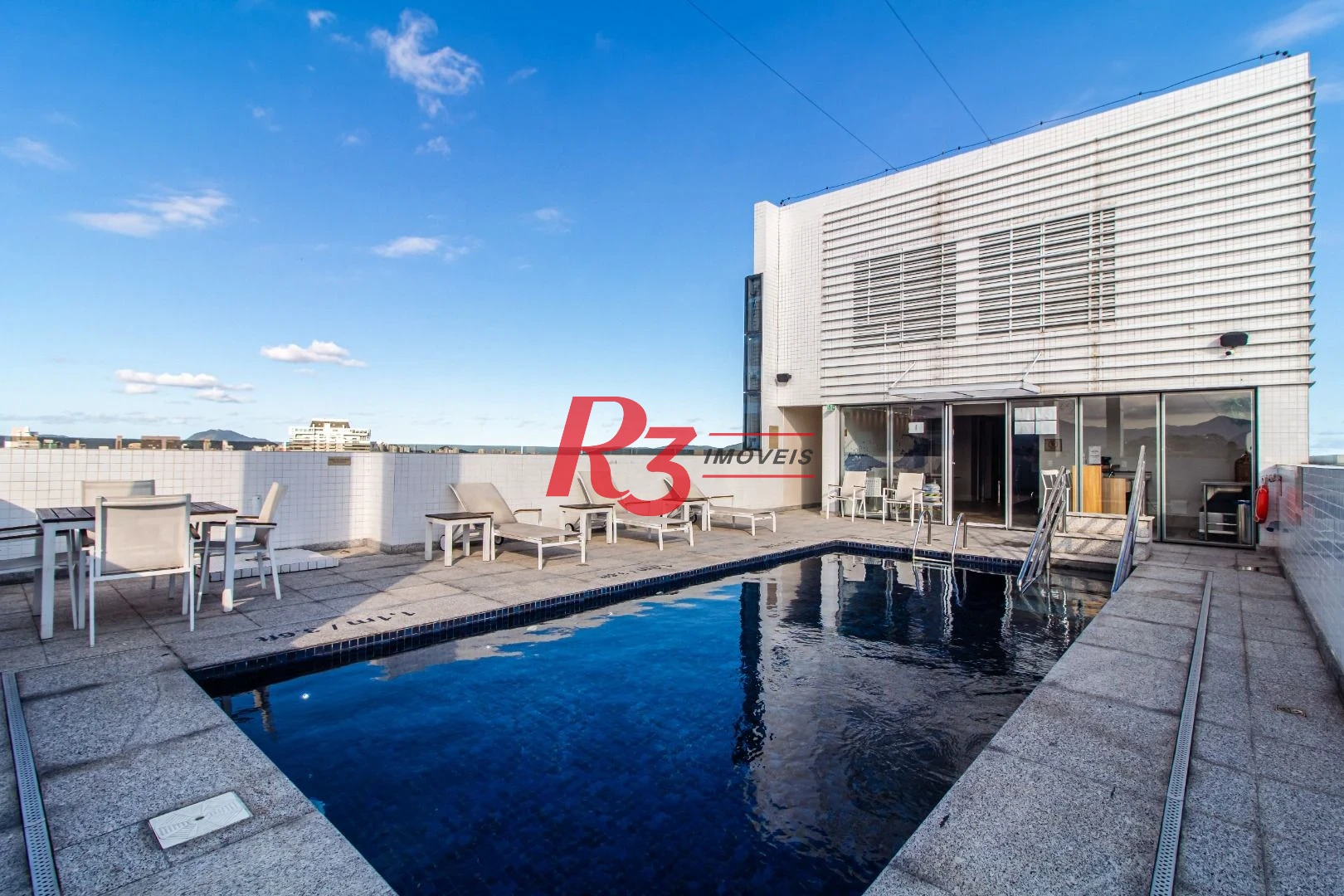 Studio com 1 dormitório à venda, 24 m² por R$ 373.000,00 - Gonzaga - Santos/SP