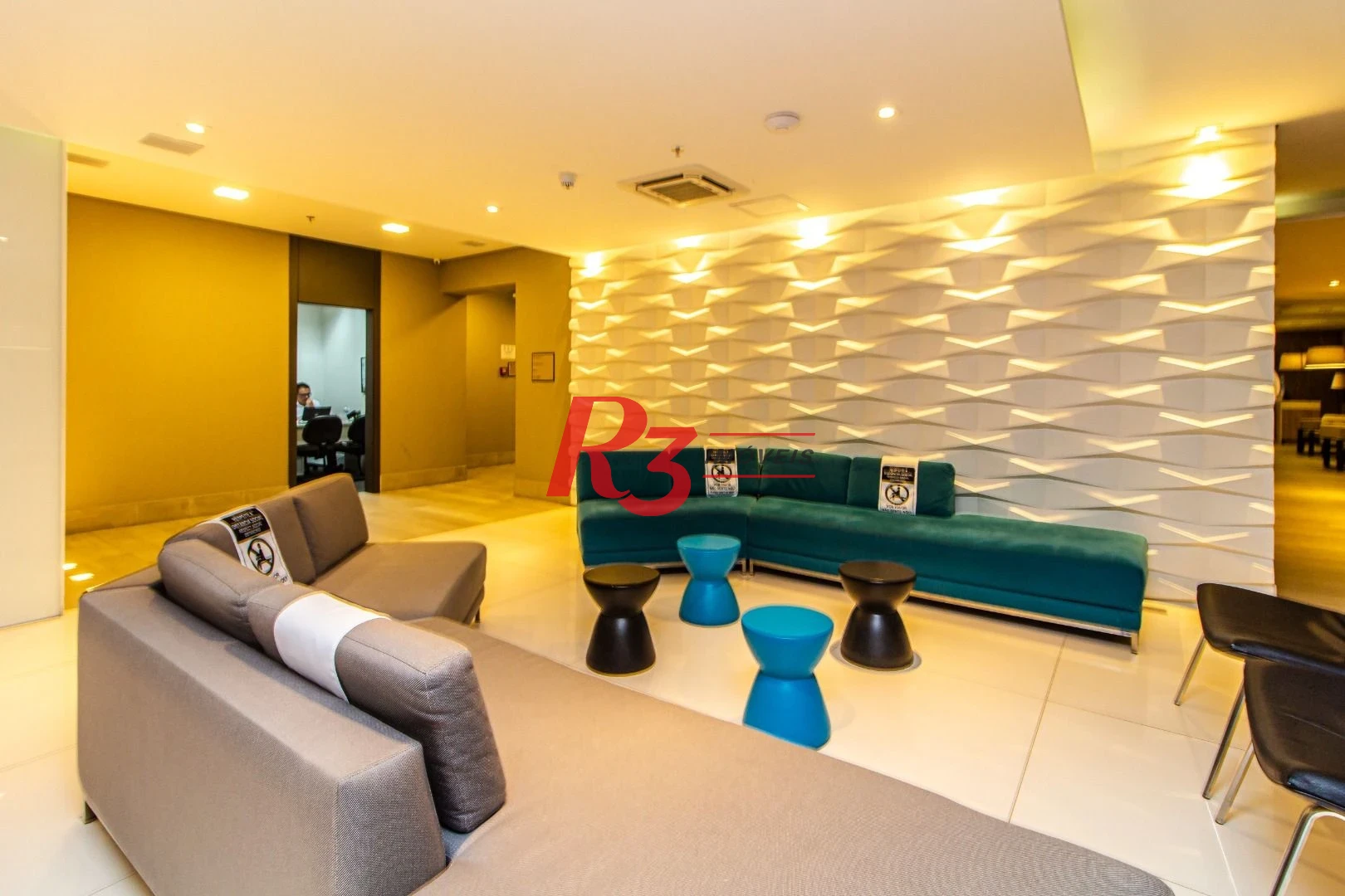 Studio com 1 dormitório à venda, 24 m² por R$ 373.000,00 - Gonzaga - Santos/SP