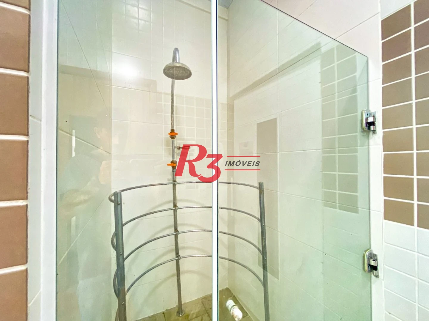 Apartamento com 3 dormitórios à venda, 129 m² por R$ 2.332.000,00 - Gonzaga - Santos/SP