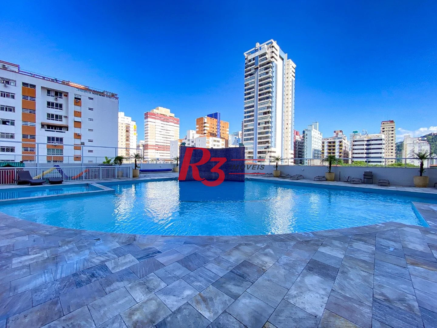 Apartamento com 3 dormitórios à venda, 129 m² por R$ 2.332.000,00 - Gonzaga - Santos/SP