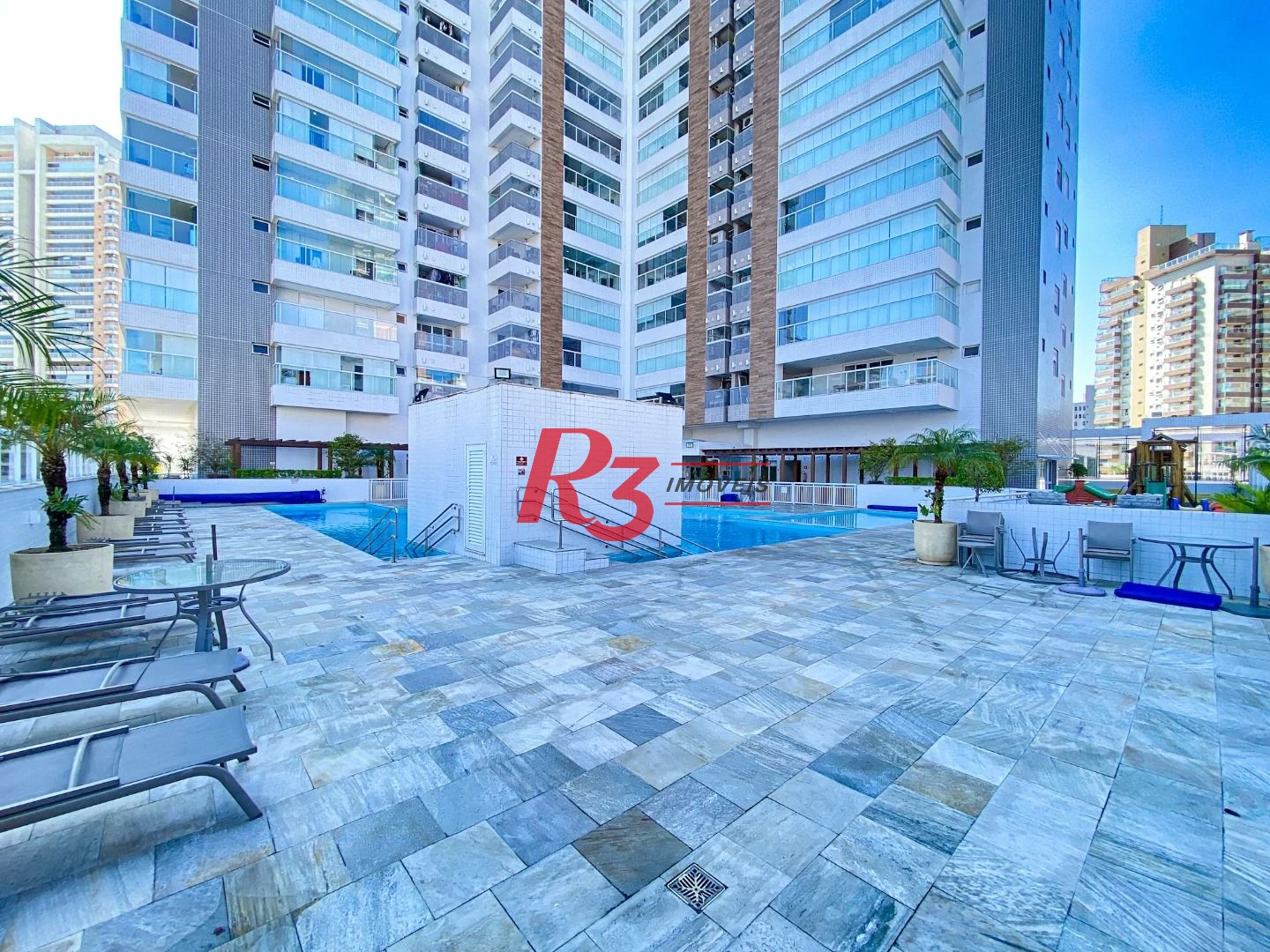 Apartamento com 3 dormitórios à venda, 129 m² por R$ 2.332.000,00 - Gonzaga - Santos/SP