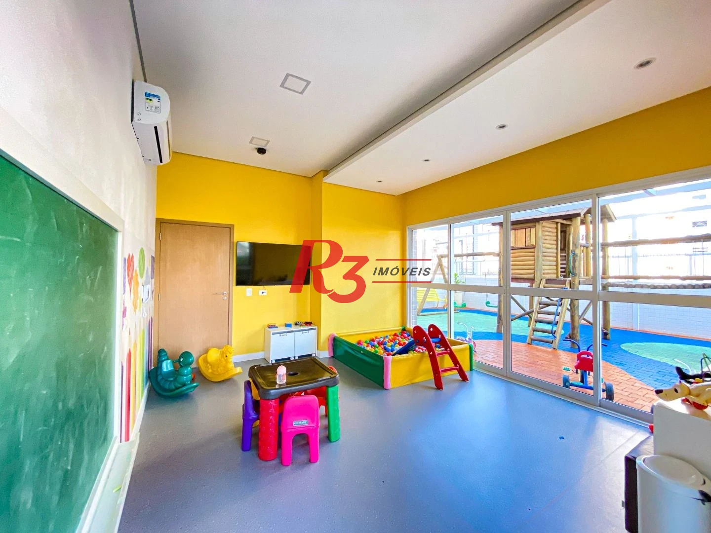 Apartamento com 3 dormitórios à venda, 129 m² por R$ 2.332.000,00 - Gonzaga - Santos/SP