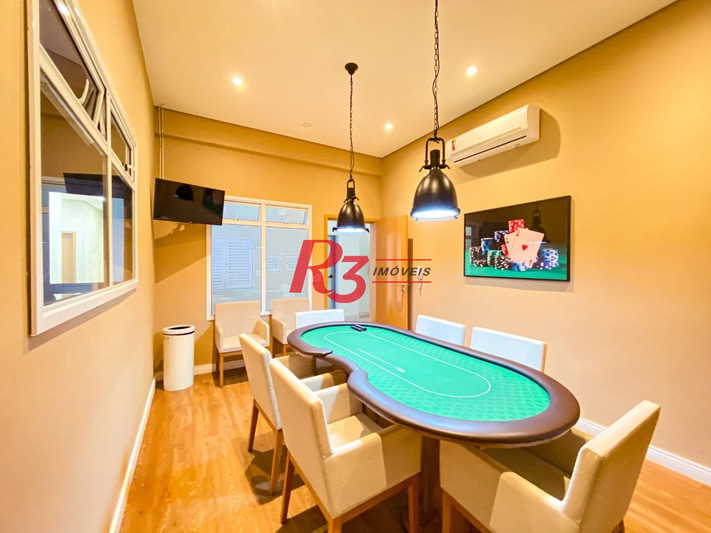 Apartamento com 3 dormitórios à venda, 129 m² por R$ 2.332.000,00 - Gonzaga - Santos/SP