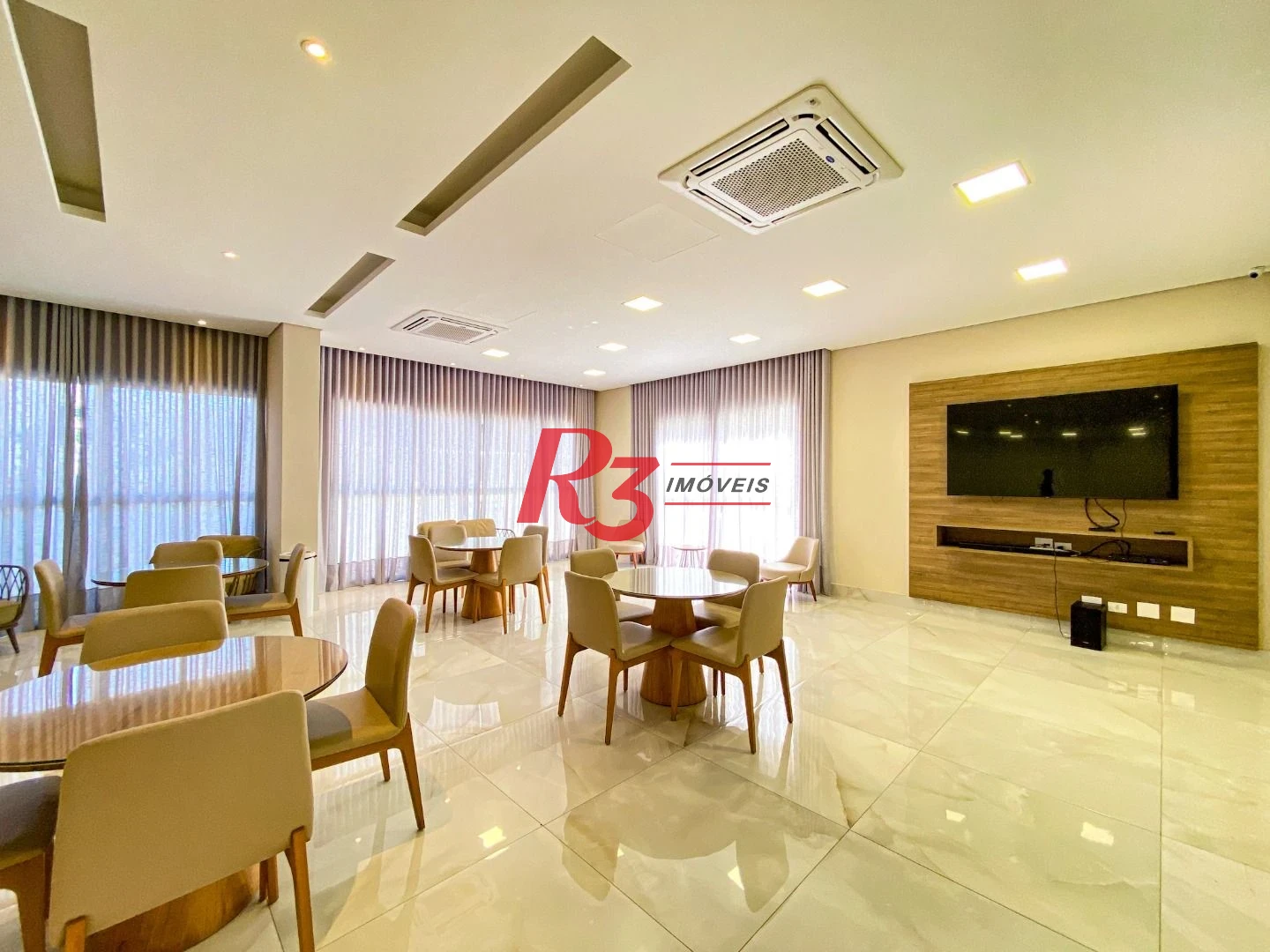 Apartamento com 3 dormitórios à venda, 129 m² por R$ 2.332.000,00 - Gonzaga - Santos/SP